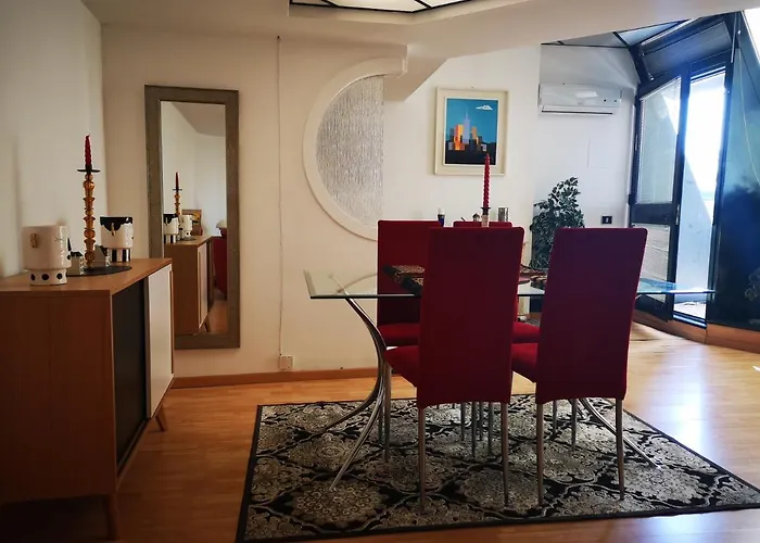 Appartement Corte Lambruschini With Free Covered Parking *