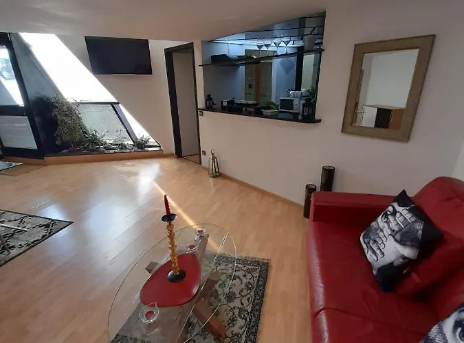 Corte Lambruschini With Free Covered Parking Apartament *