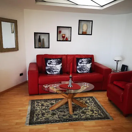Corte Lambruschini With Free Covered Parking Appartement